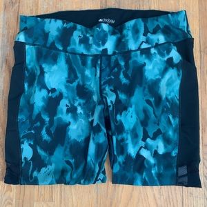 Plus size 7/8 leggings!